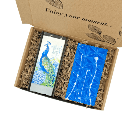 FLATYZ Pauw Brievenbuscadeau | Luxe Blauwe Chocolade met Karamel